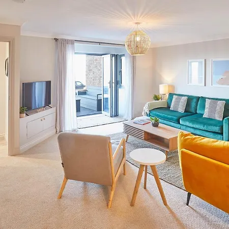 Host & - 'salty' Seaview בית נופש סולטברן-ביי-דה-סי